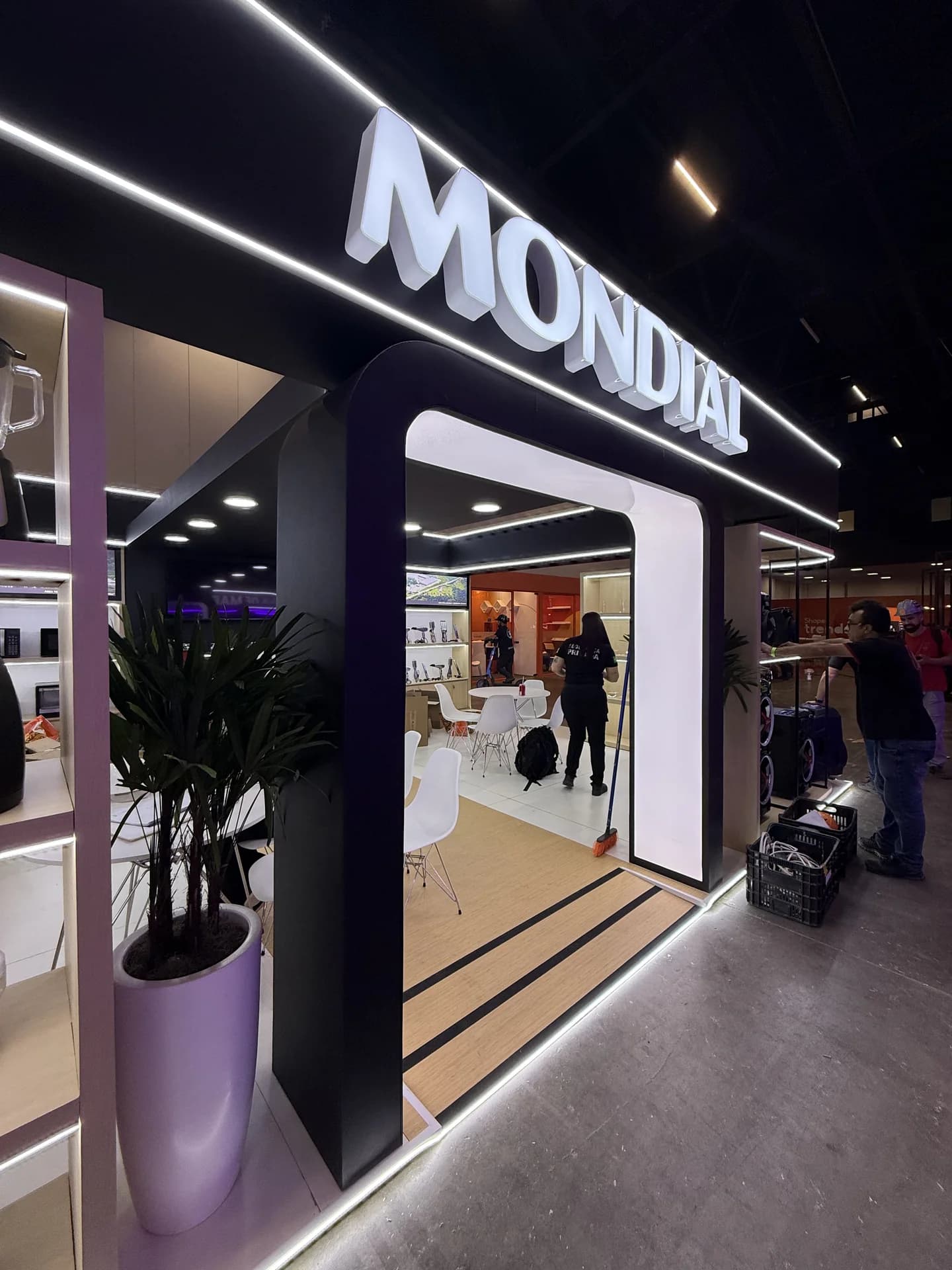 Stand personalizado Mondial